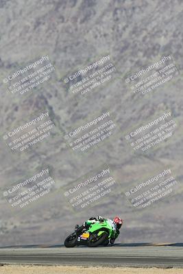 media/Dec-07-2025-CVMA (Sun) [[3e7d2de5dc]]/Race 8-Middleweight Shootout/